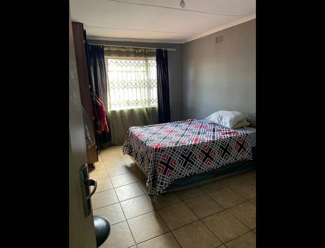 2 BEDROOM PROPERTY TO RENT IN MANIINI